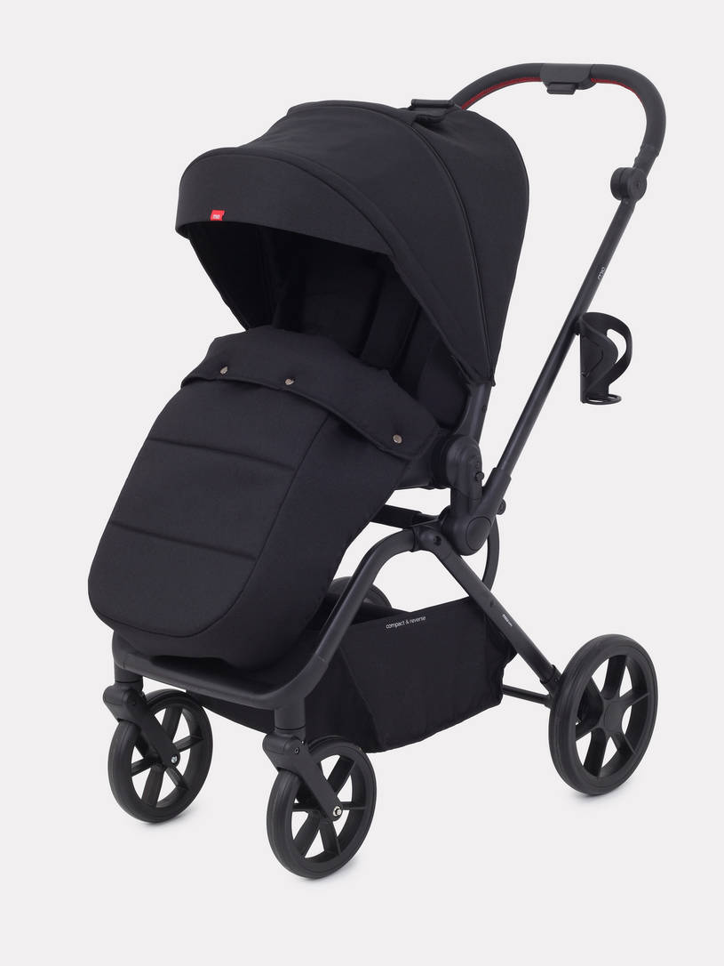 Коляска прогулочная Mowbaby Mio Black