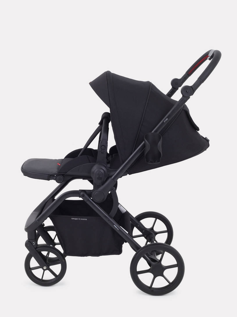 Коляска прогулочная Mowbaby Mio Black