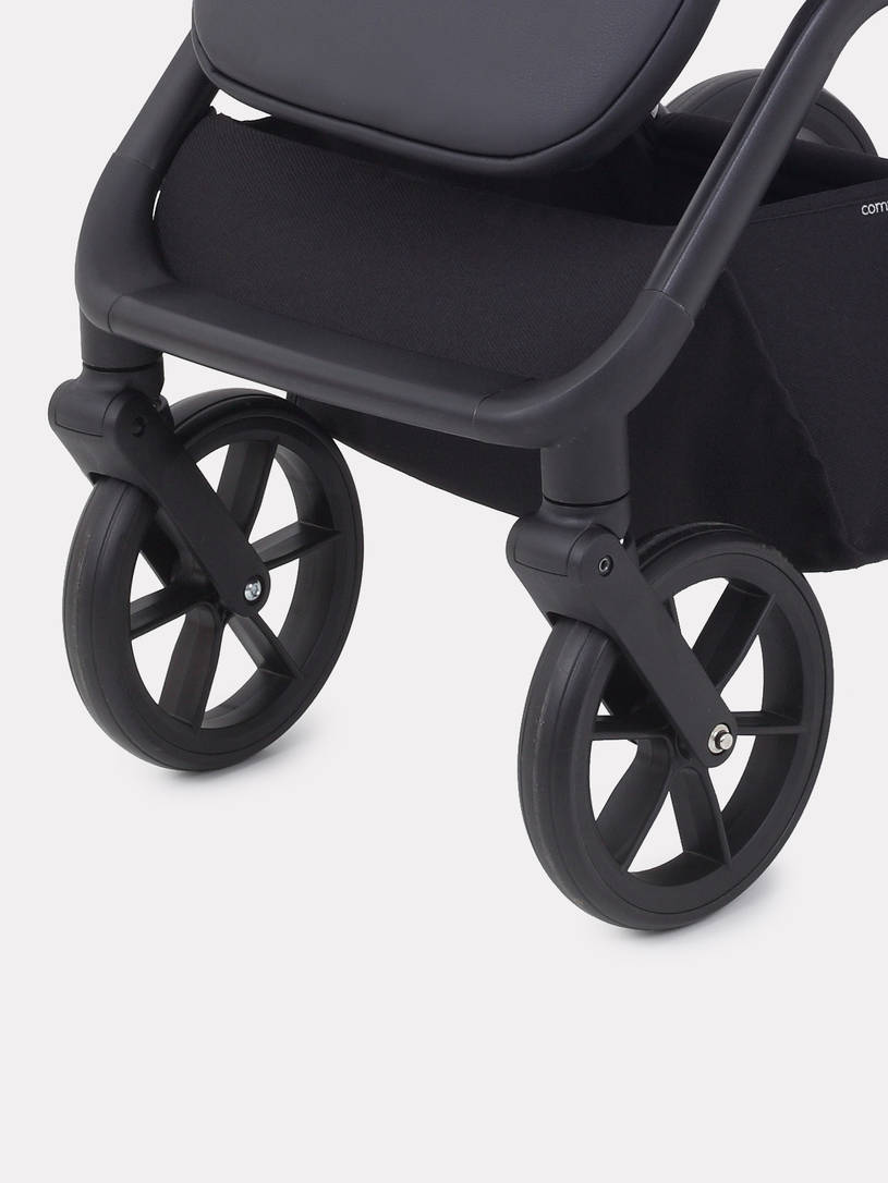 Коляска прогулочная Mowbaby Mio Black