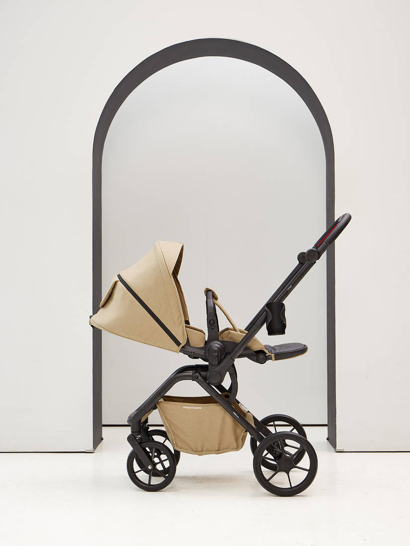 Коляска прогулочная Mowbaby Mio Latte