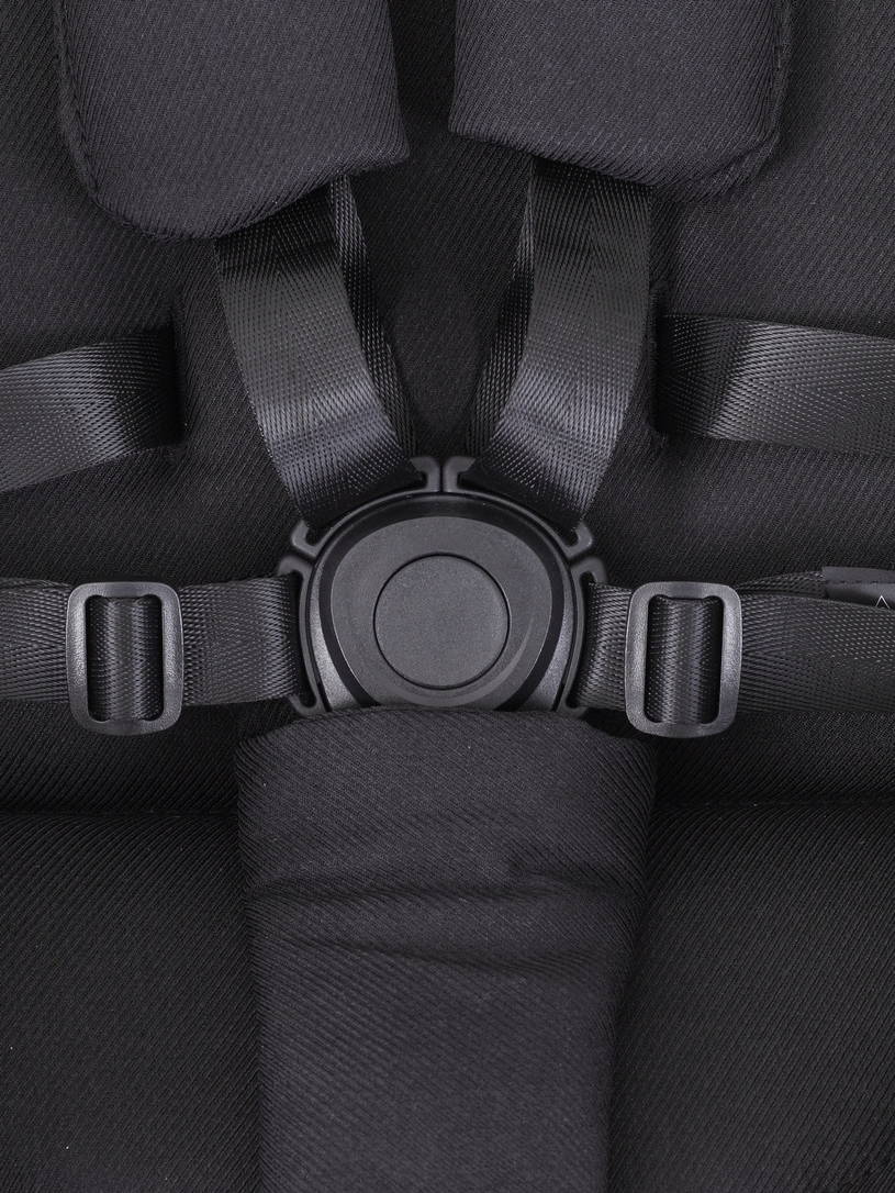 Коляска прогулочная Mowbaby Mio Black